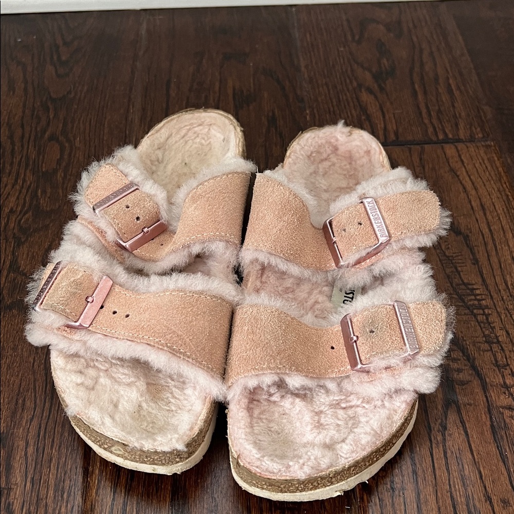 ✨Girl’s Birkenstock Arizona Shearling Suede Leather Sz. 35